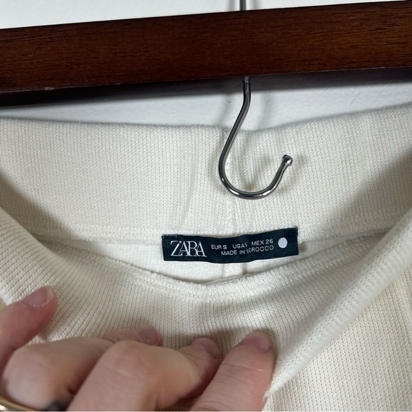Zara Cream Knit Ribbed Midi‎ Skirt - Picture 3 of 3